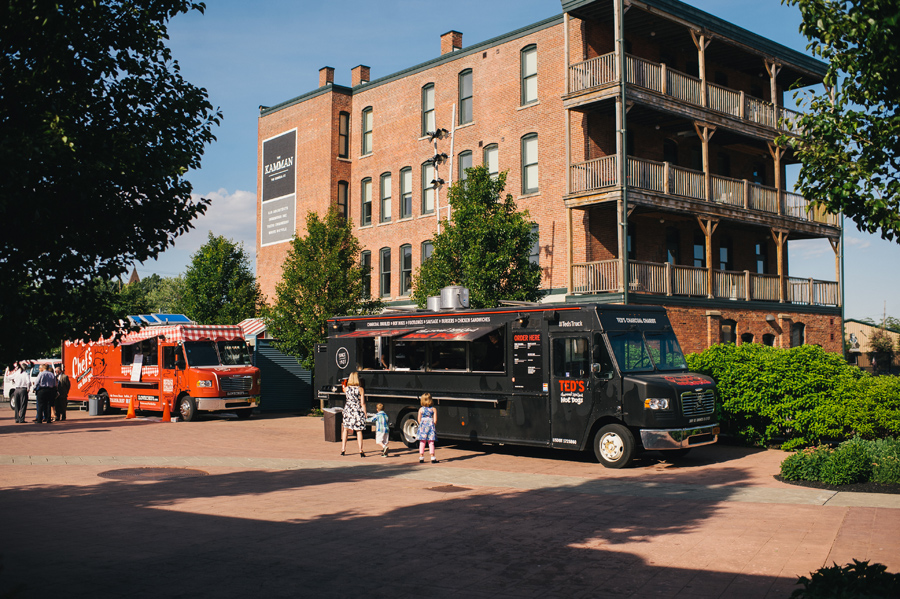 food trucks lined up in larkin square